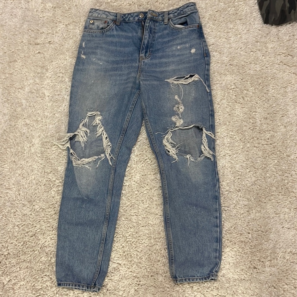 Topshop ripped mom jeans, size 28